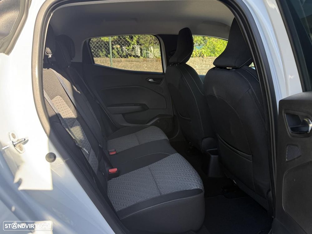 Renault Clio 1.0 TCe Evolution Bi-Fuel - 42