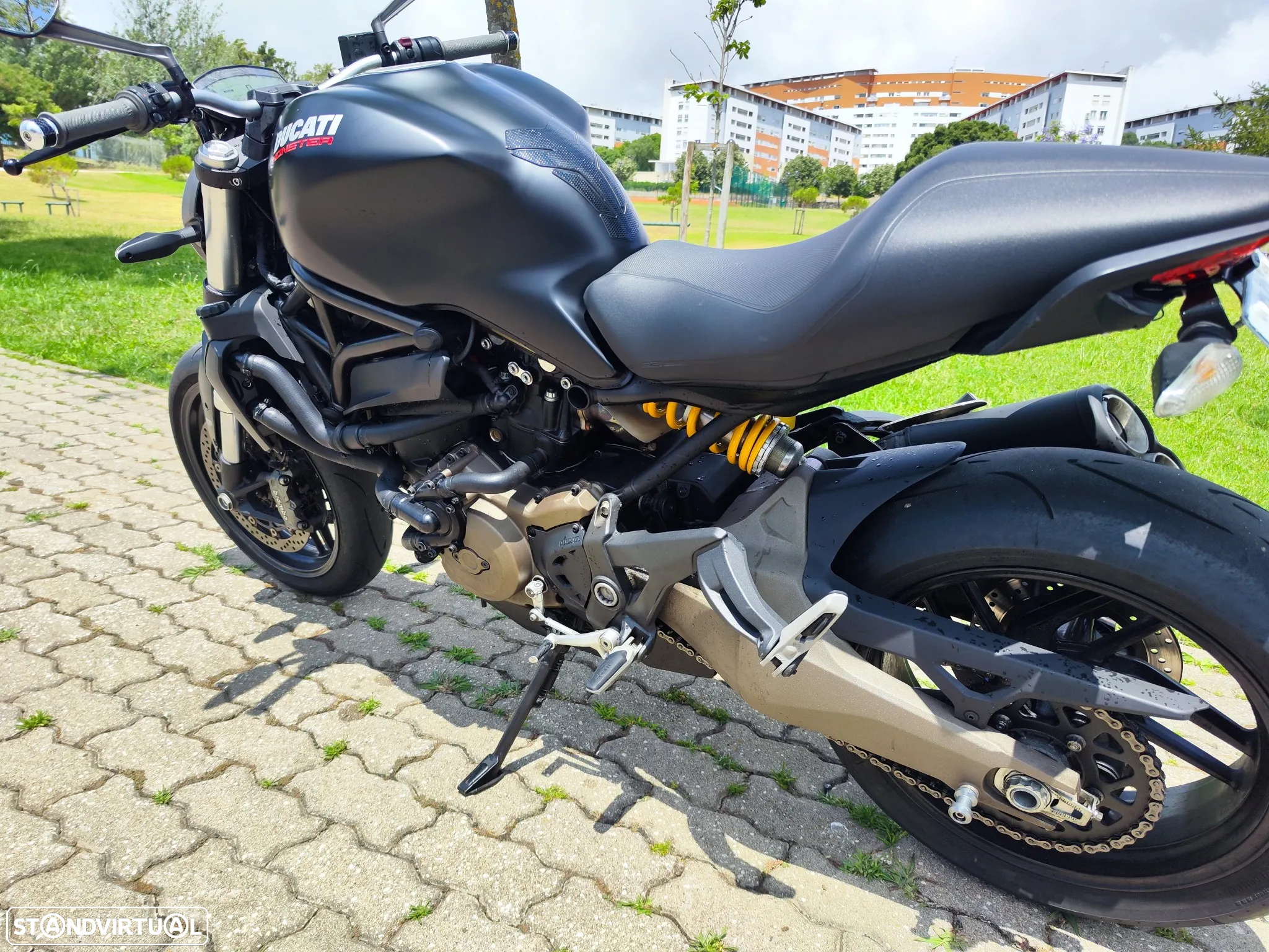 Ducati Monster 821 Abs - 14