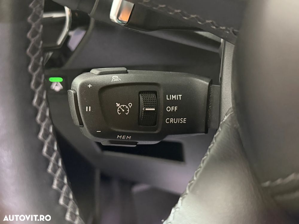 DS Automobiles DS 7 Crossback RIVOLI - 26