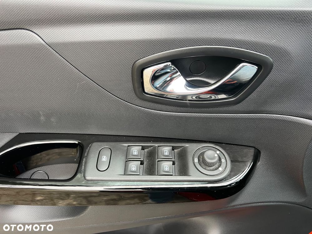 Renault Captur - 15