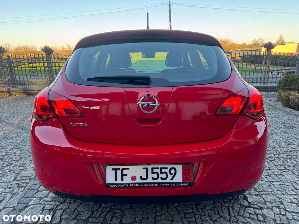Opel Astra 1.6 Edition Sport - 6