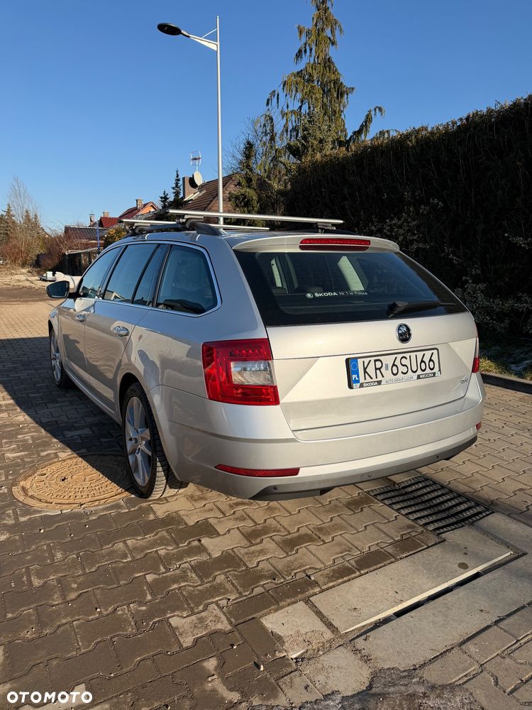 Skoda Octavia 2.0 TDI 4x4 Style DSG - 9