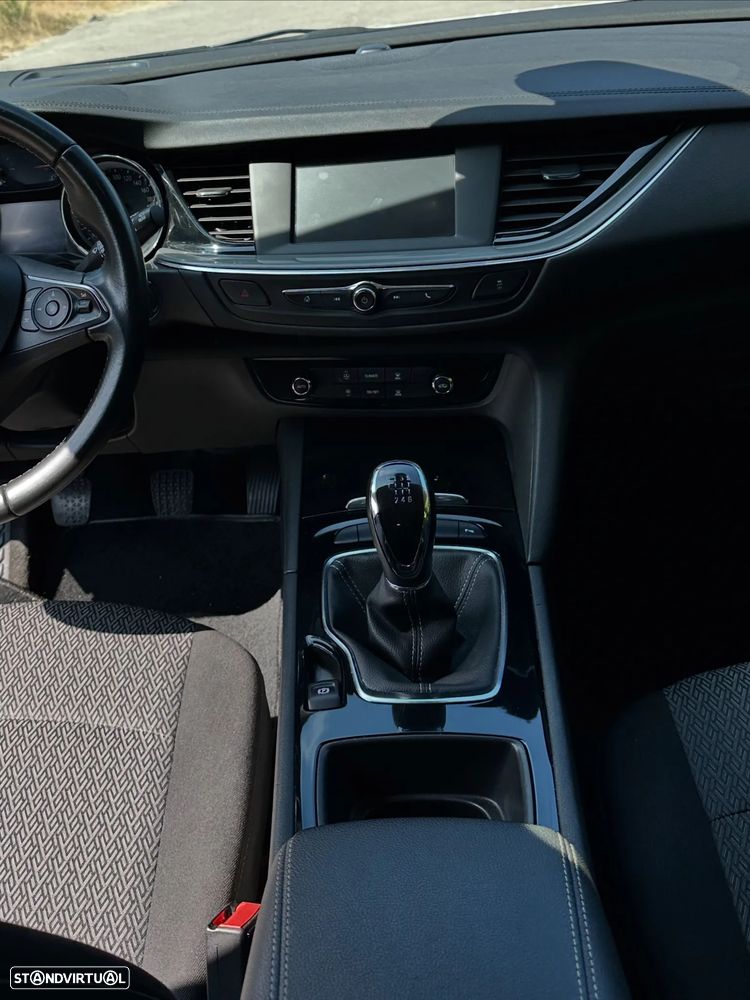 Opel Insignia Sports Tourer - 11