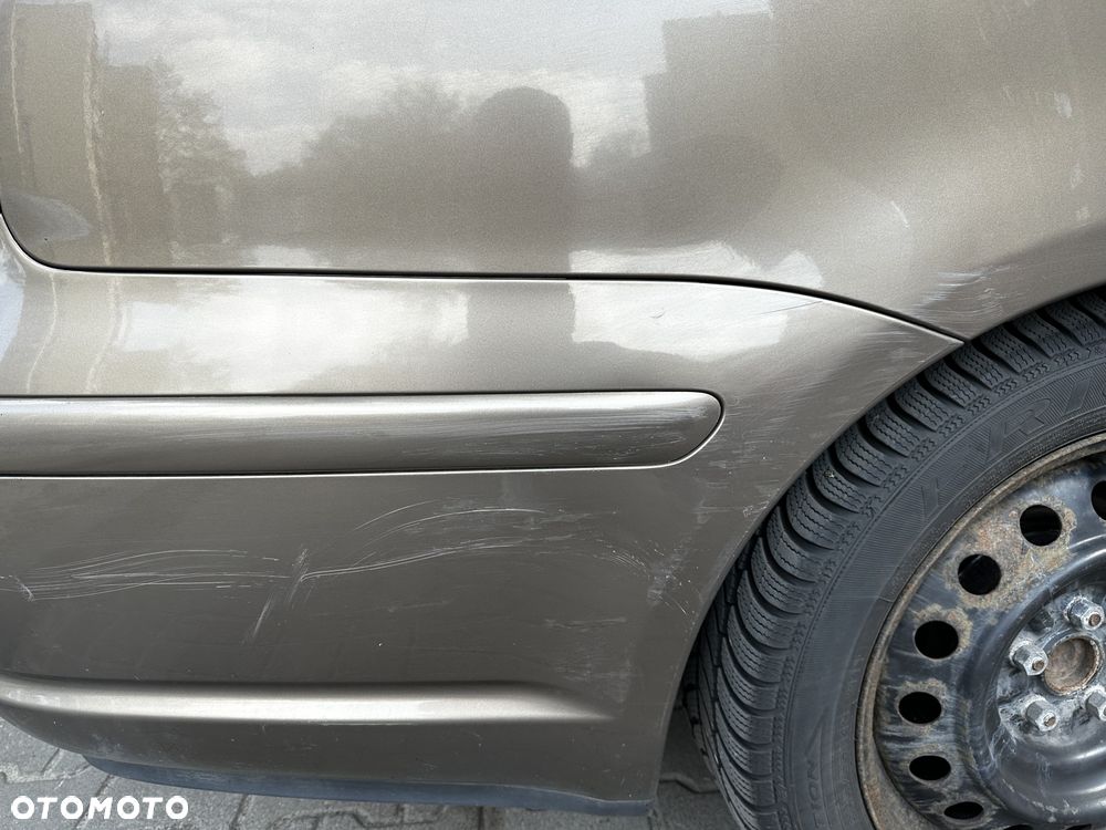 Toyota Avensis 1.8 VVT-i Sol - 15