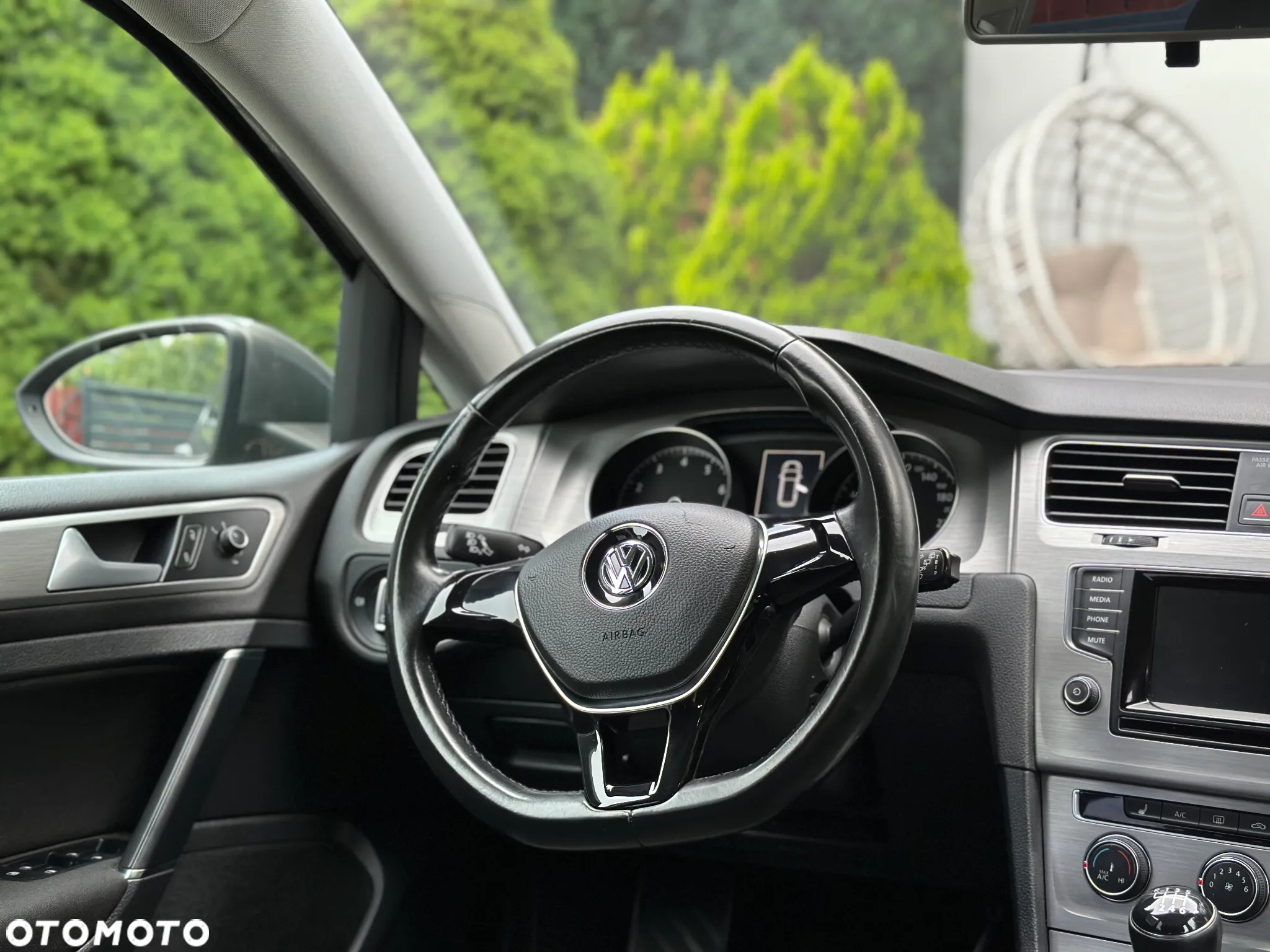 Volkswagen Golf 1.2 TSI BlueMotion Technology Trendline - 12