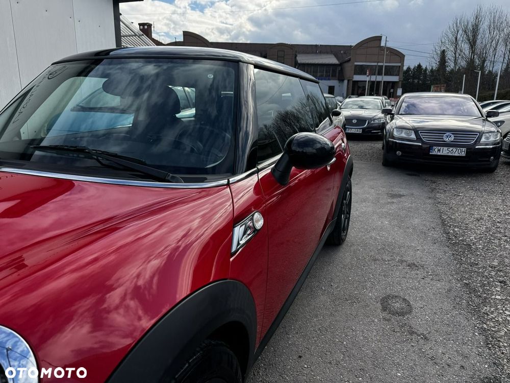 Mini Cooper S 2010 photo 2