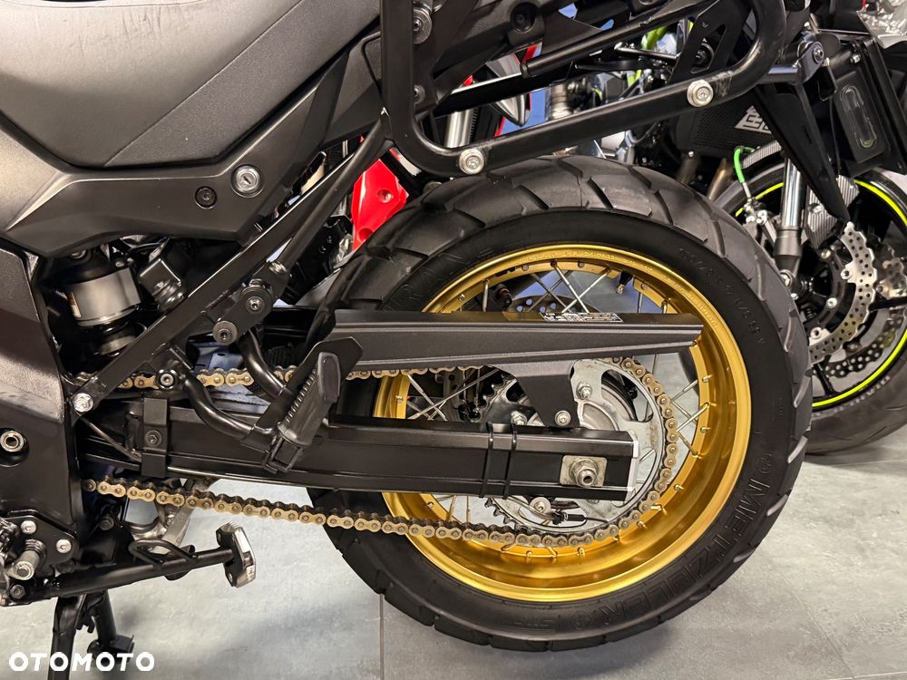 Suzuki V-STROM - 31