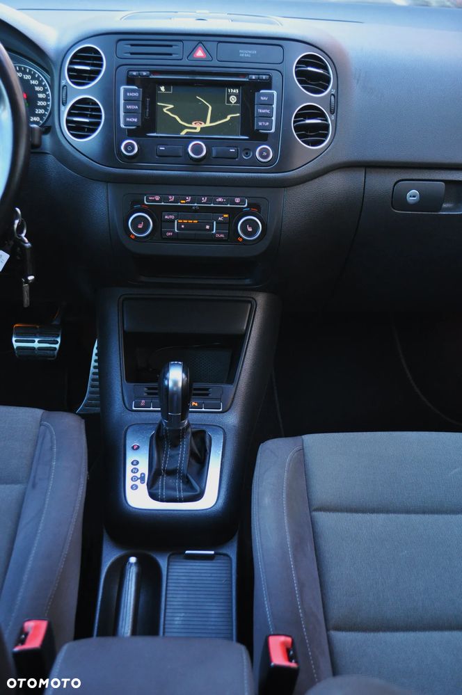 Volkswagen Golf Plus 1.4 TSI DSG Comfortline - 19
