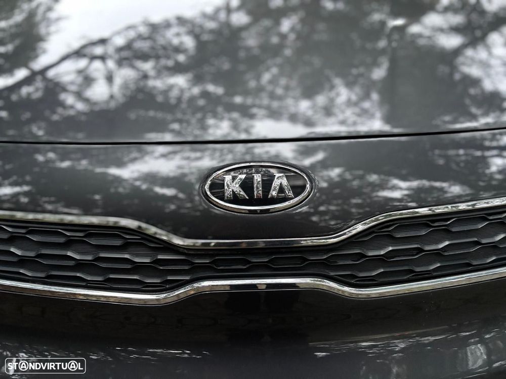 Kia Rio 1.1 CRDi LX ISG - 11