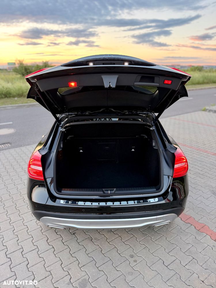 Mercedes-Benz GLA 220 d 7G-DCT - 6