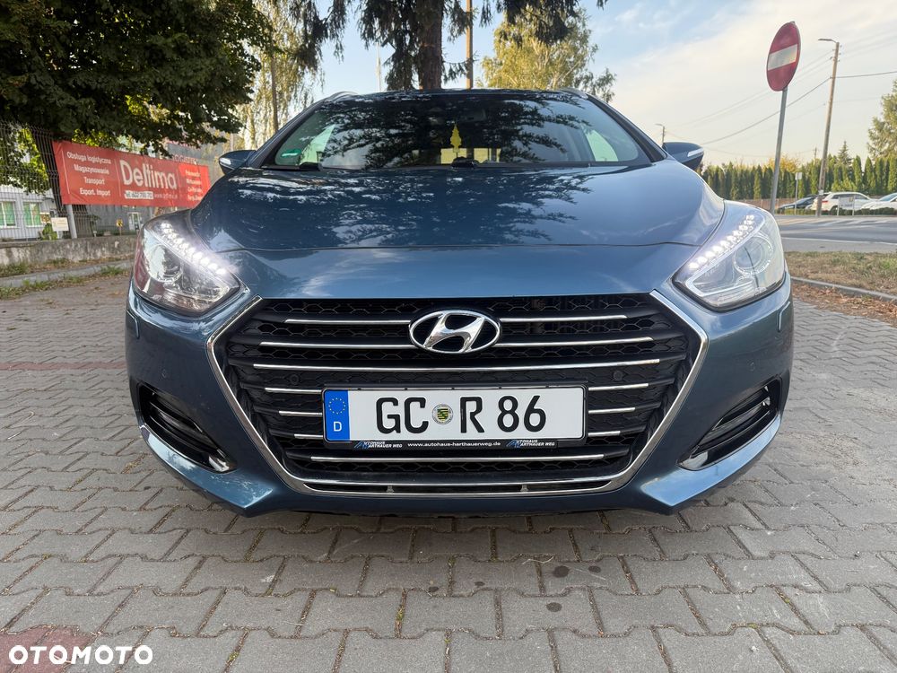 Hyundai i40 Kombi blue 1.7 CRDi DCT Premium - 7