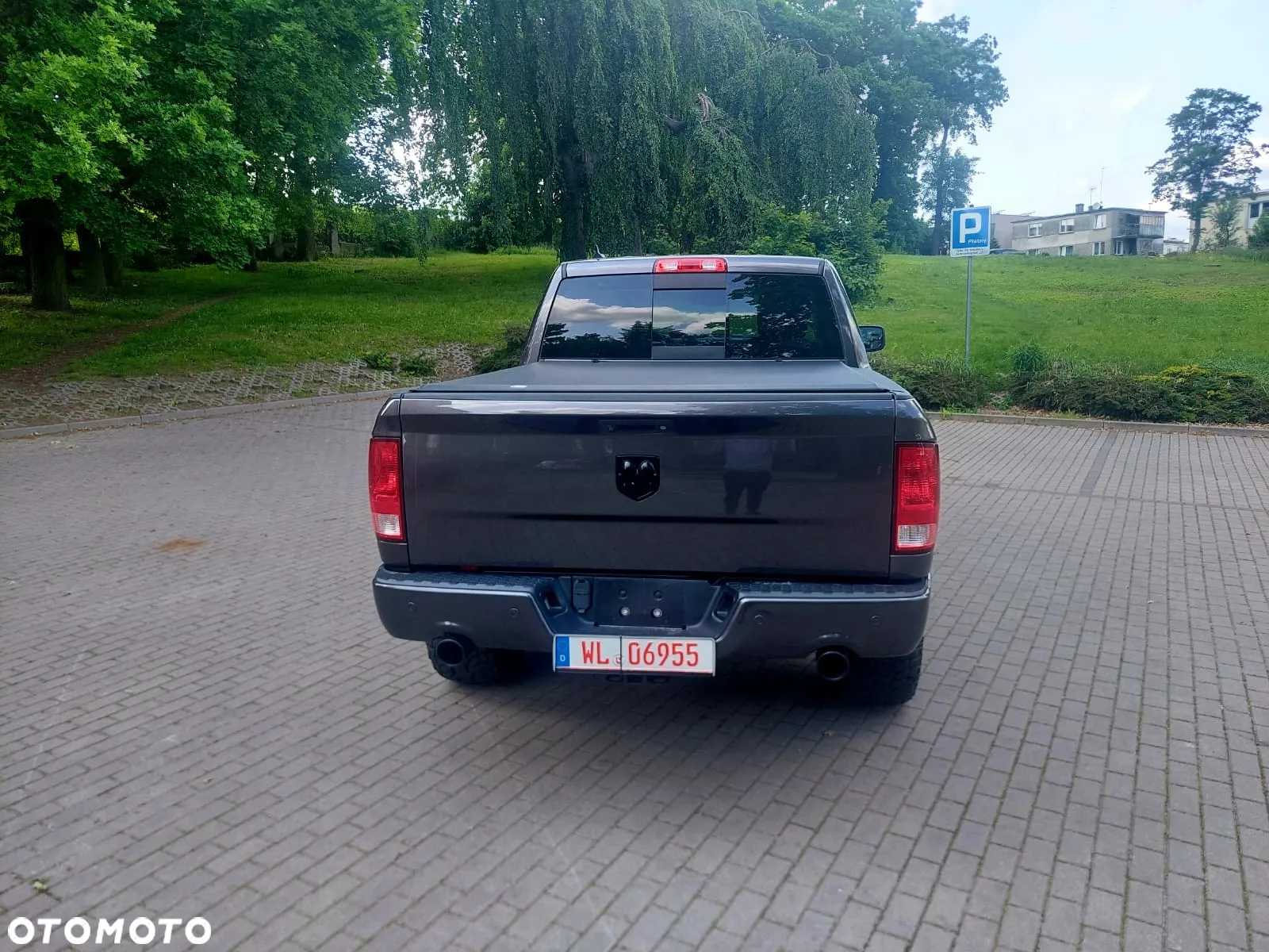 Dodge RAM 1500 5.7 4x4 - 5