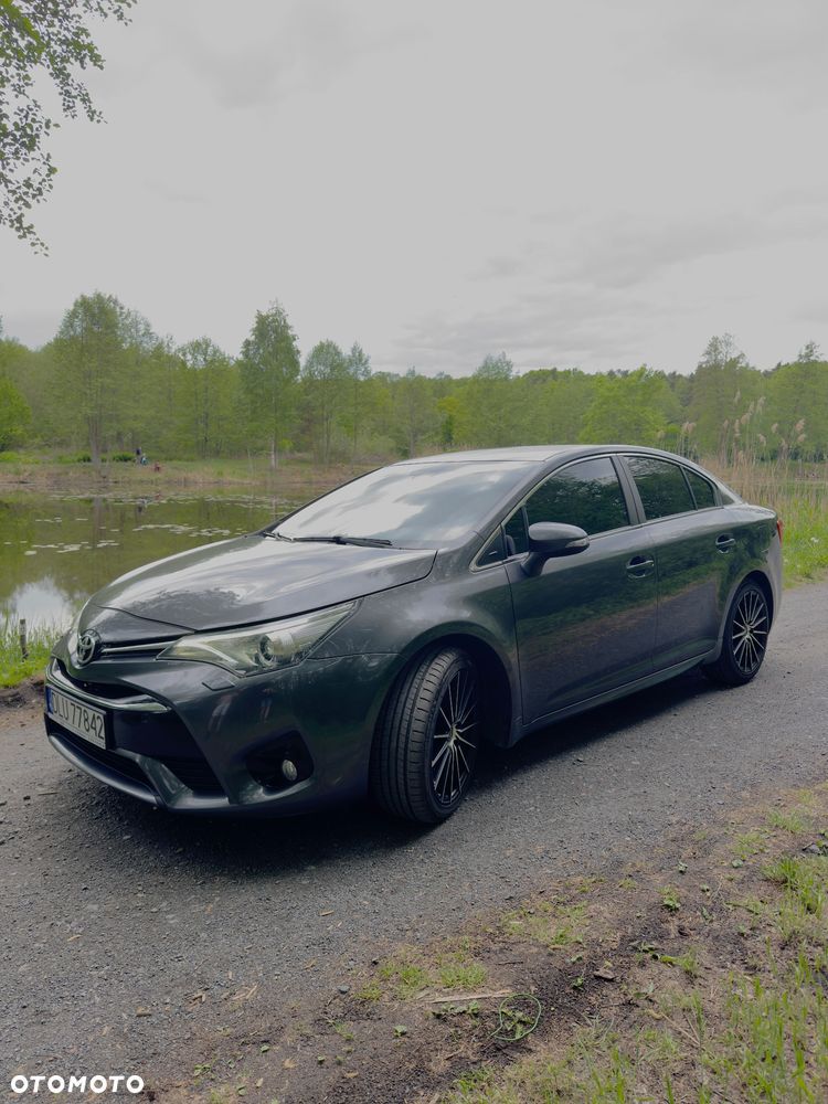 Toyota Avensis 2.0 D-4D Prestige - 6