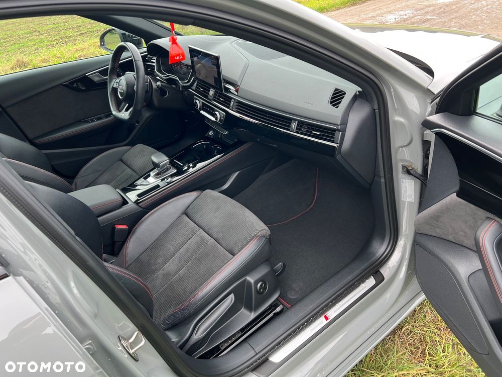 Audi A4 Avant 40 TDI S tronic - 9