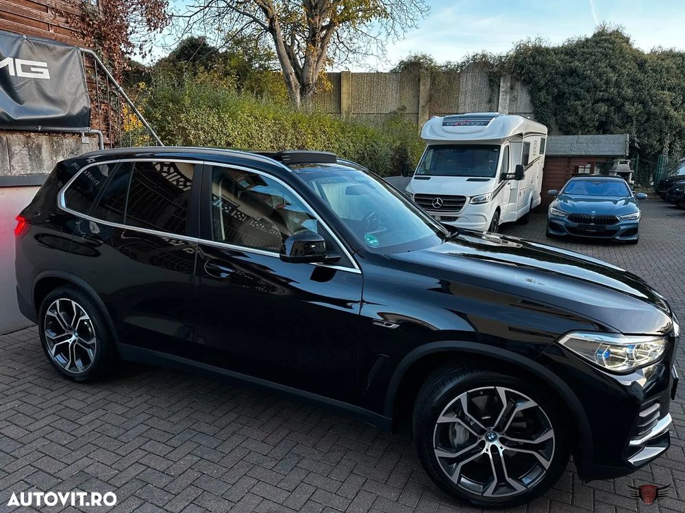 BMW X5 xDrive45e AT PHEV - 3