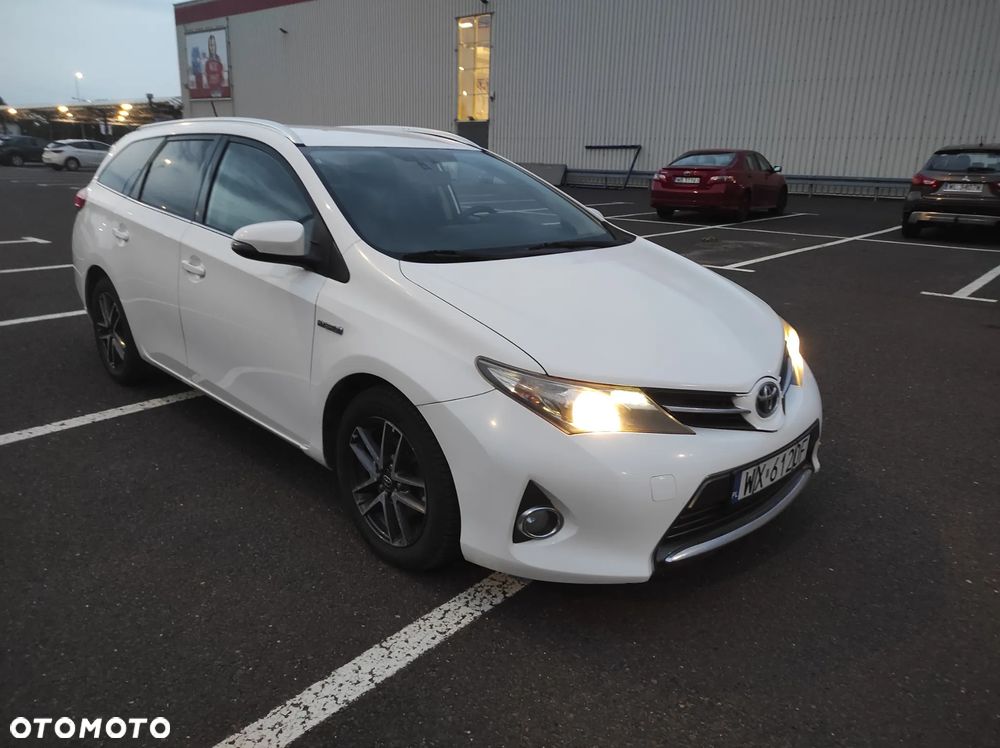 Toyota Auris 1.8 HSD Prestige NAVI - 4
