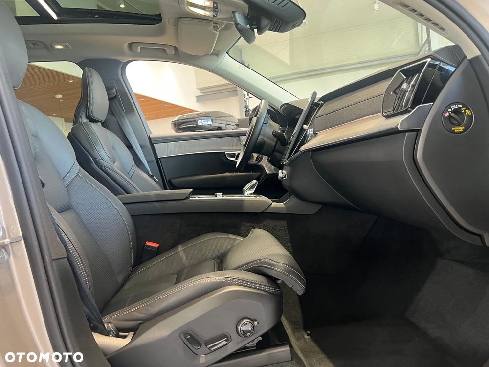 Volvo XC 90 - 20