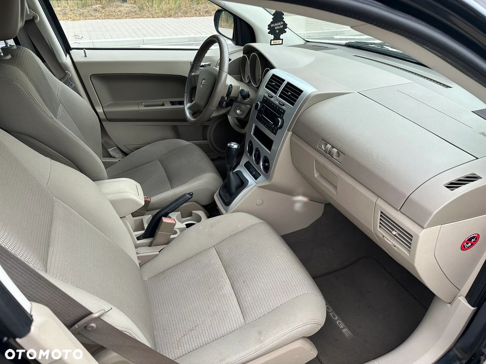 Dodge Caliber - 18