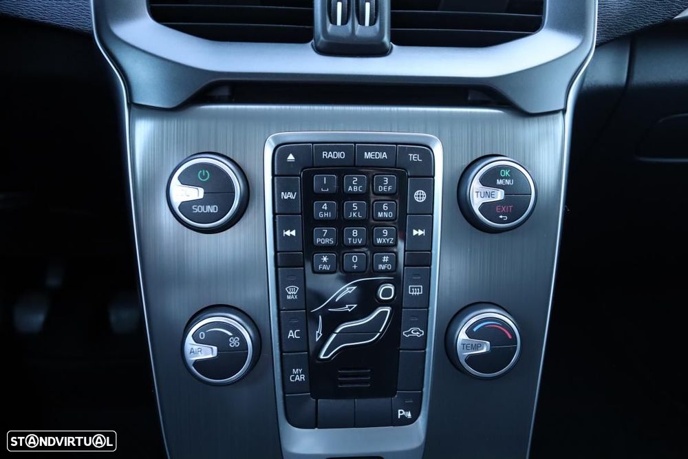 Volvo V40 2.0 D2 Kinetic - 9