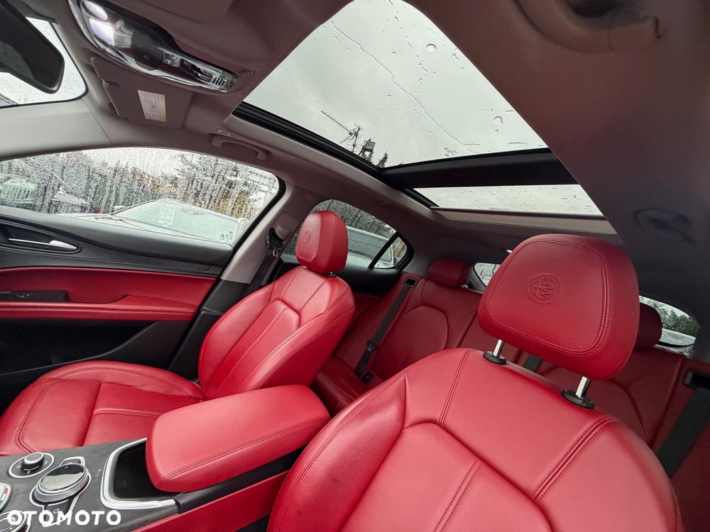 Alfa Romeo Stelvio 2.0 Turbo Executive Q4 - 8