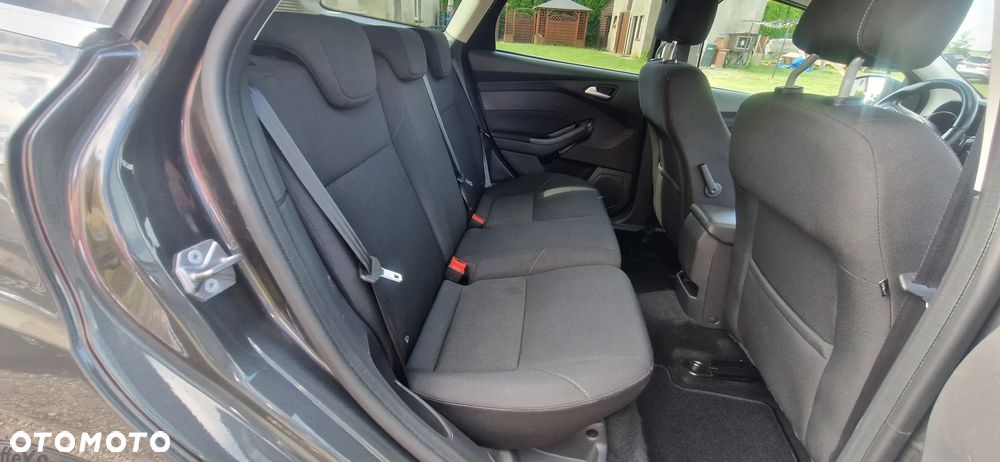 Ford Focus 1.0 EcoBoost STart-Stopp-System TITANIUM DESIGN - 29