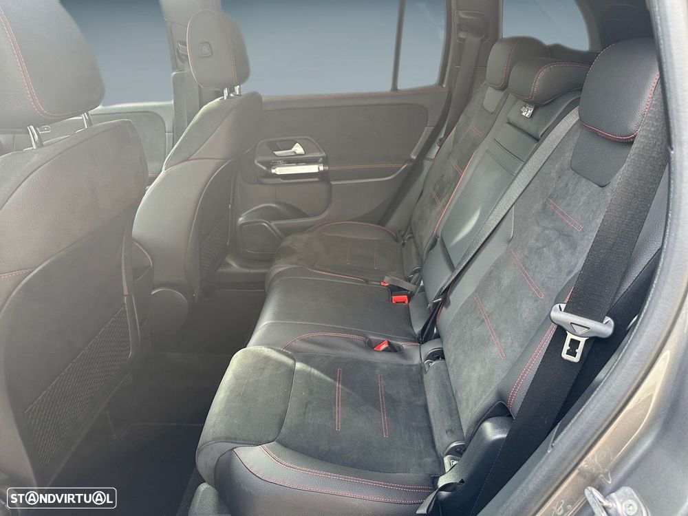 Mercedes-Benz GLB 200 d AMG Line - 11