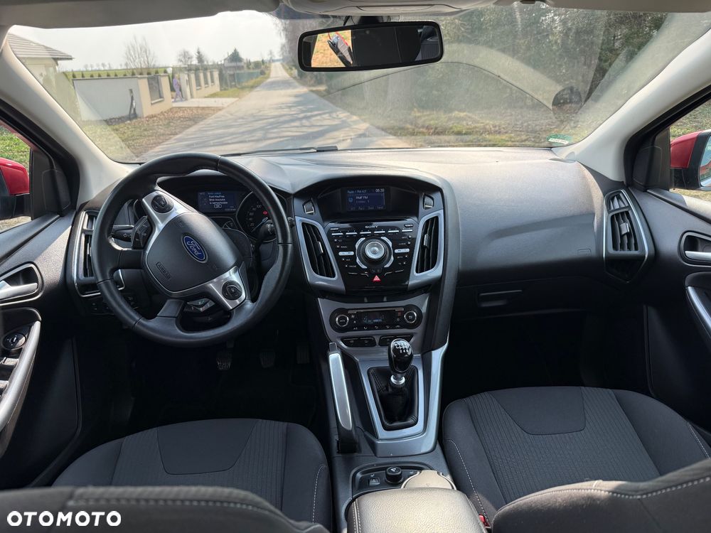 Ford Focus 1.6 EcoBoost Start-Stopp-System Titanium - 19