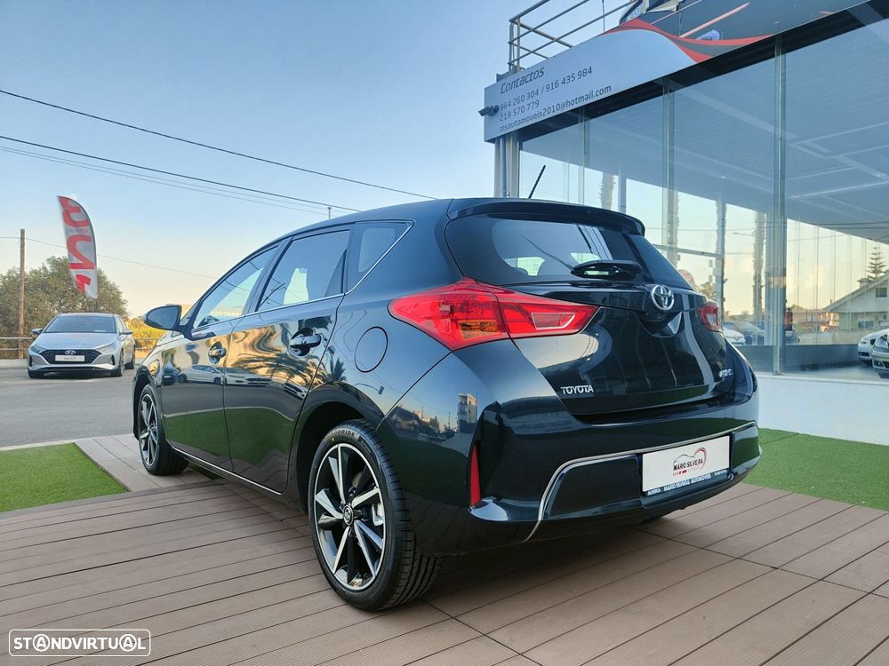 Toyota Auris 1.4 D-4D Com.+P.Sport+Navi - 13