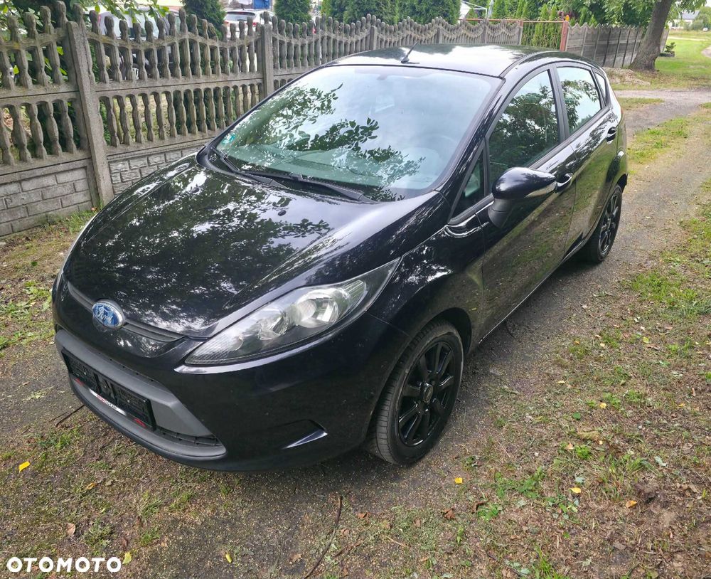 Ford Fiesta - 2