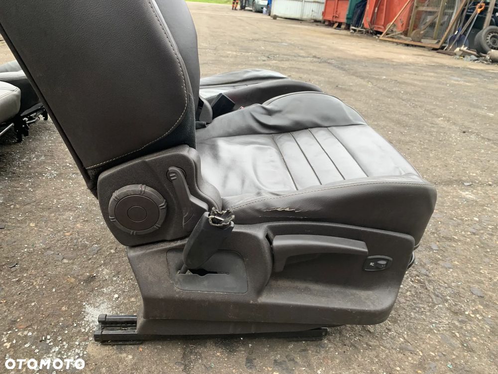 SCENIC III 10R FOTELE KOMPLET 7 OSOBOWE - 5