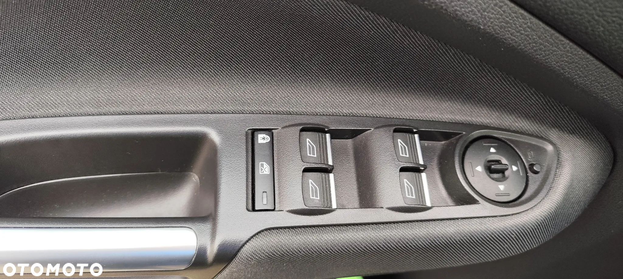 Ford C-MAX 1.5 EcoBoost Start-Stop-System Titanium - 20