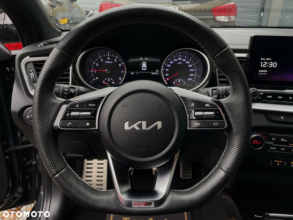Kia ProCeed 1.5 T-GDI GT Line - 22