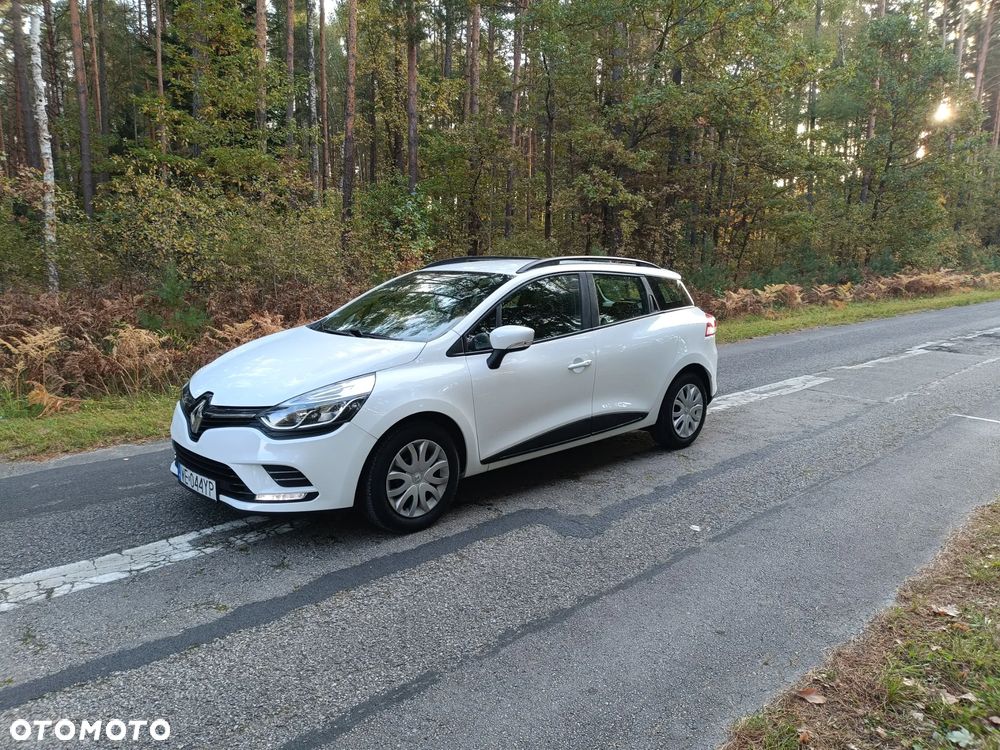 Renault Clio - 18