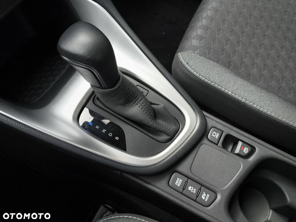 Toyota Yaris Hybrid 1.5 Comfort - 24
