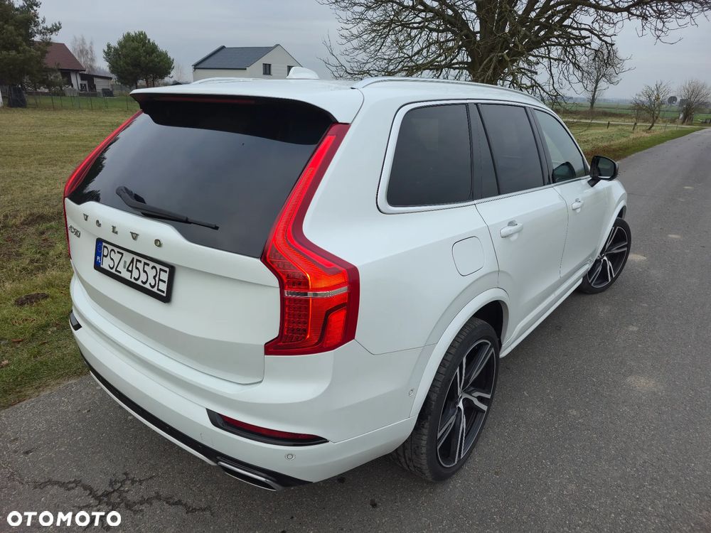 Volvo XC 90 D5 AWD Geartronic RDesign - 10