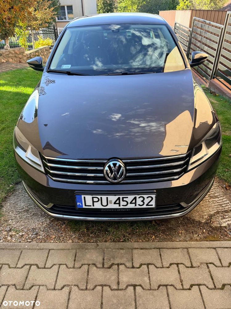 Volkswagen Passat - 10