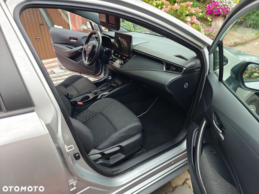 Toyota Corolla 1.8 Hybrid Comfort - 11