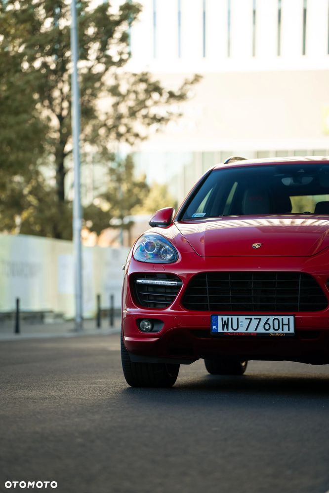 Porsche Cayenne GTS - 13