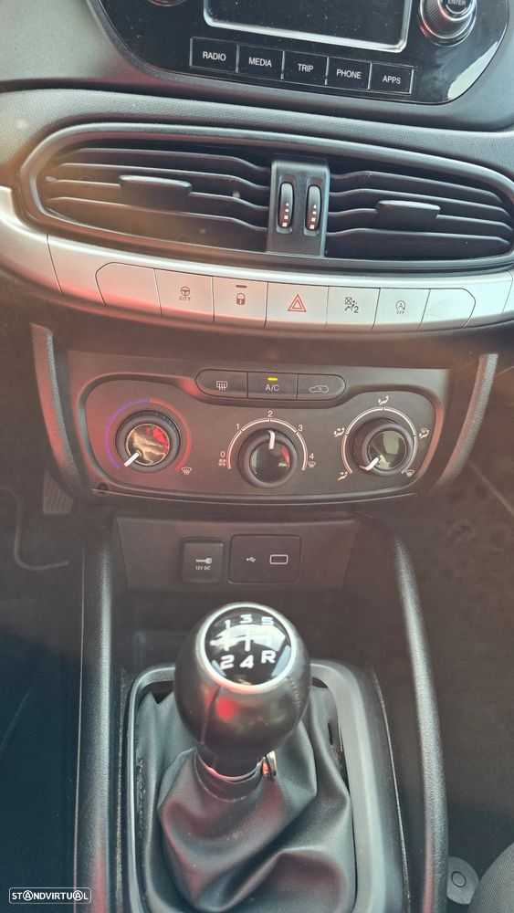 Fiat Tipo 1.3 M-Jet Street - 11
