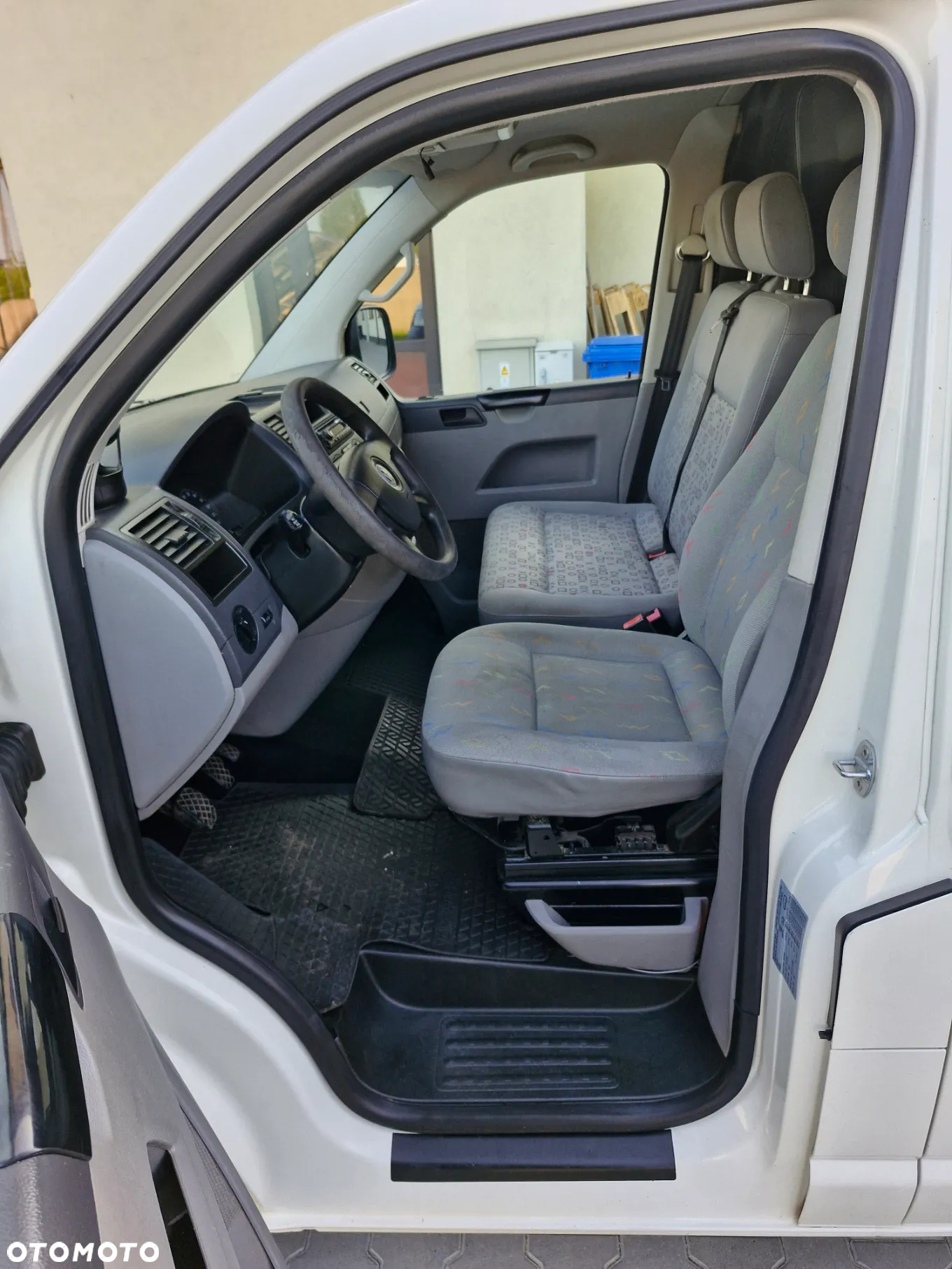 Volkswagen T5 - 20