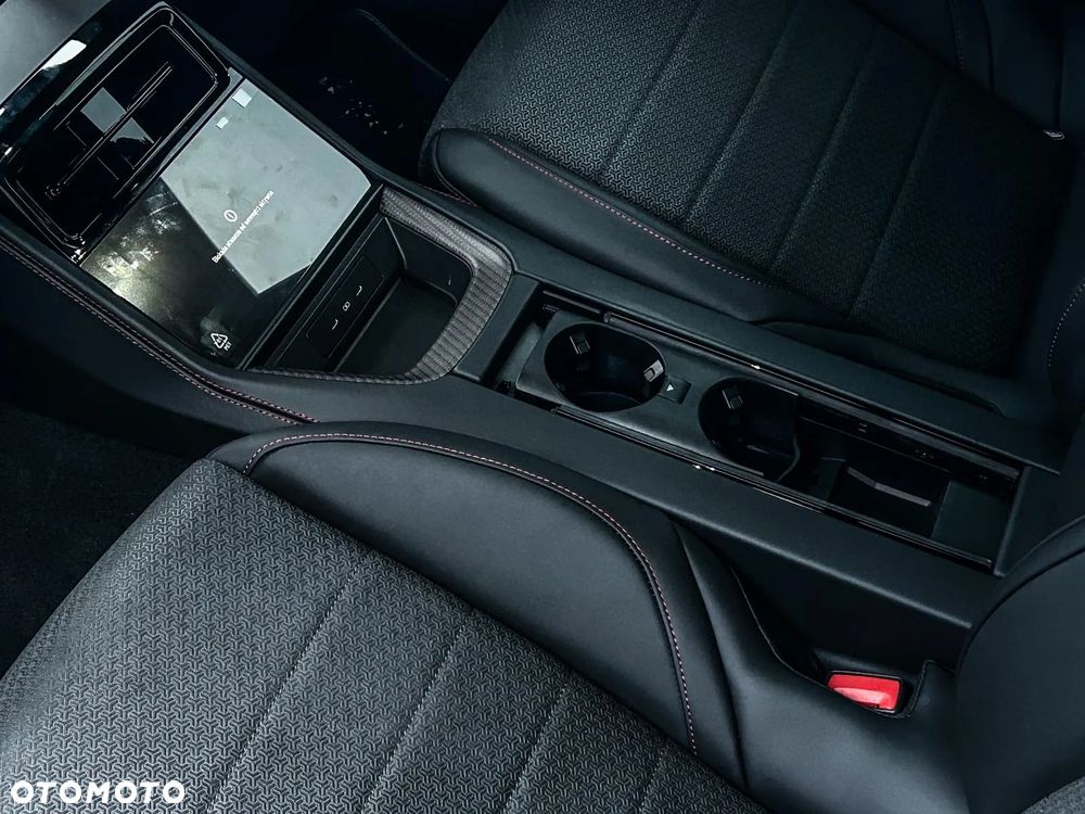 Porsche Panamera - 34