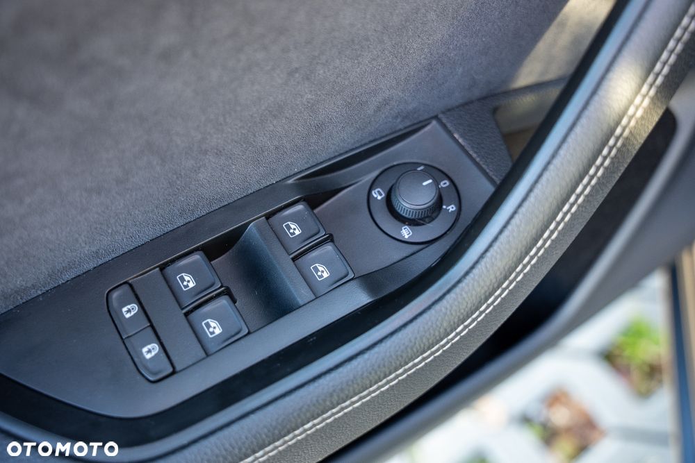 Skoda Superb 2.0 TSI Sportline DSG - 15