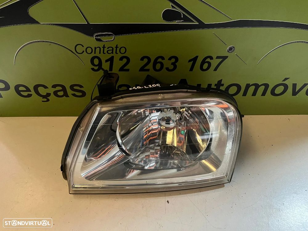 Mitsubishi L200 Strakar / FAROL ESQUERDO - FF805 - 1
