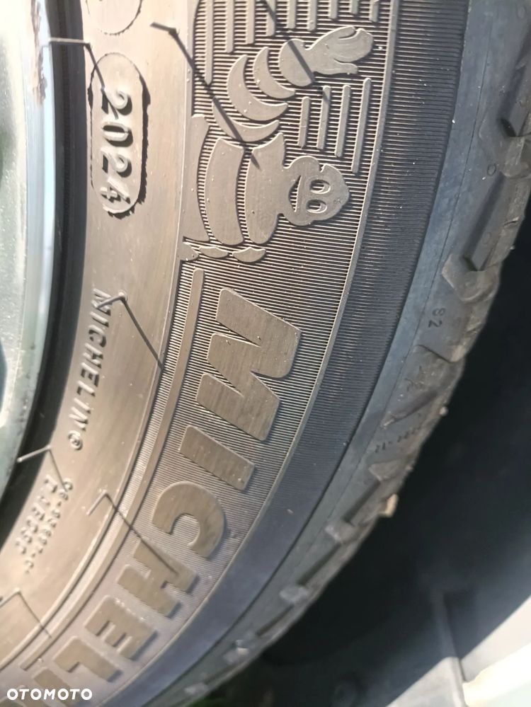 Peugeot 2008 BlueHDi 100 STOP & START Allure - 19