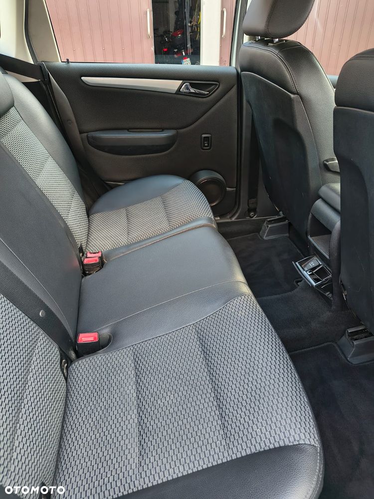 Mercedes-Benz Klasa A 150 BlueEFFICIENCY Avantgarde - 8