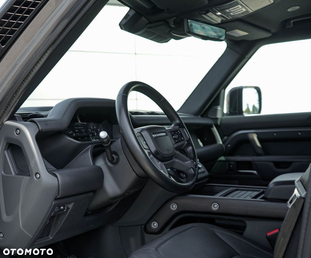 Land Rover Defender 3.0 P400 mHEV X - 12
