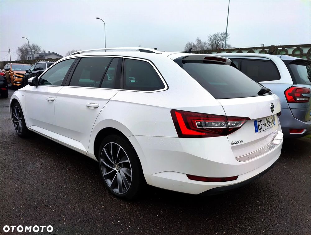 Skoda Superb 2.0 TDI DSG L&K - 3