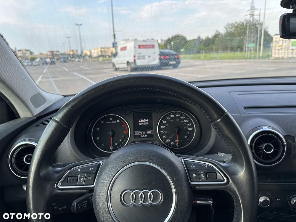 Audi A3 Limousine 1.8 TFSI S tronic Ambiente - 27