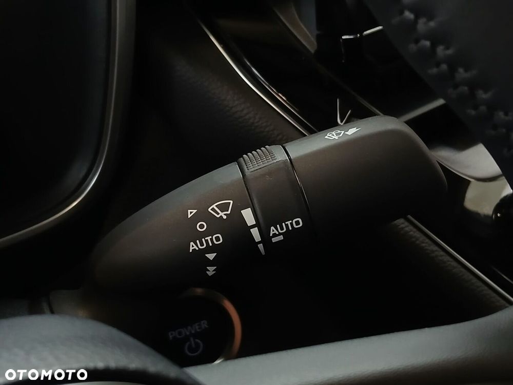 Toyota Corolla 1.8 Hybrid Style - 21