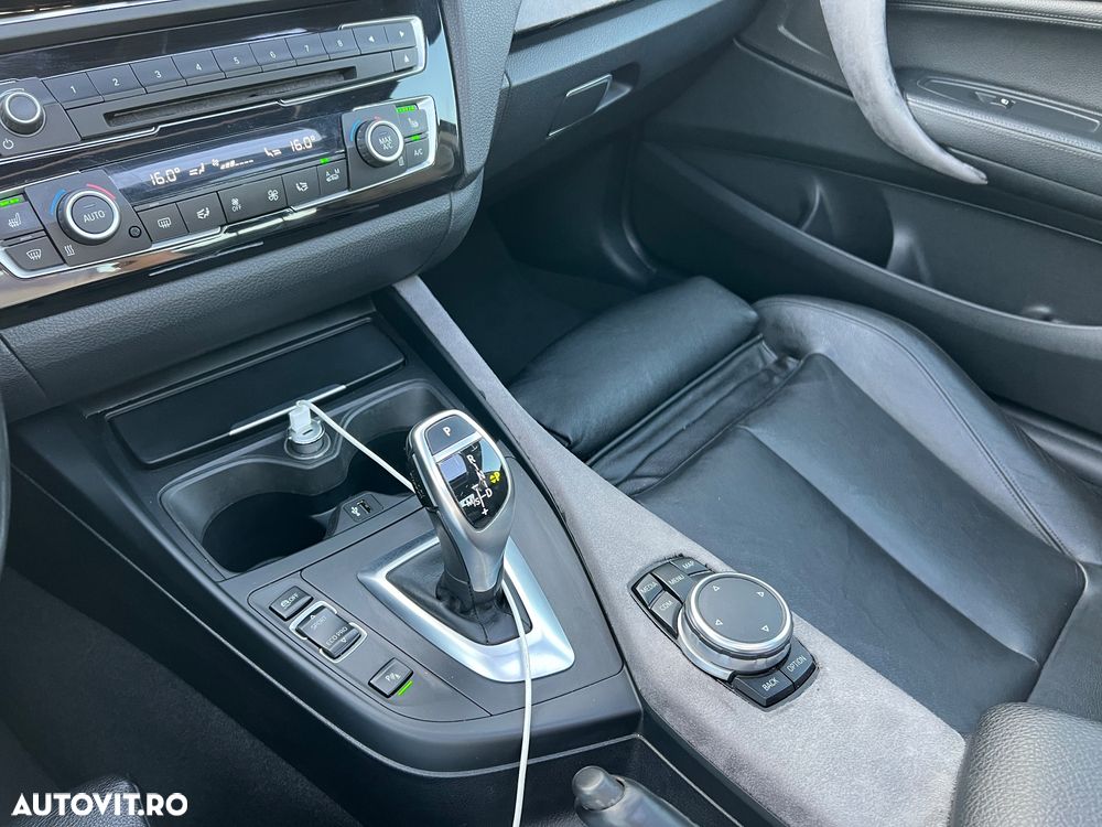 BMW Seria 2 230i AT Sport Line - 13